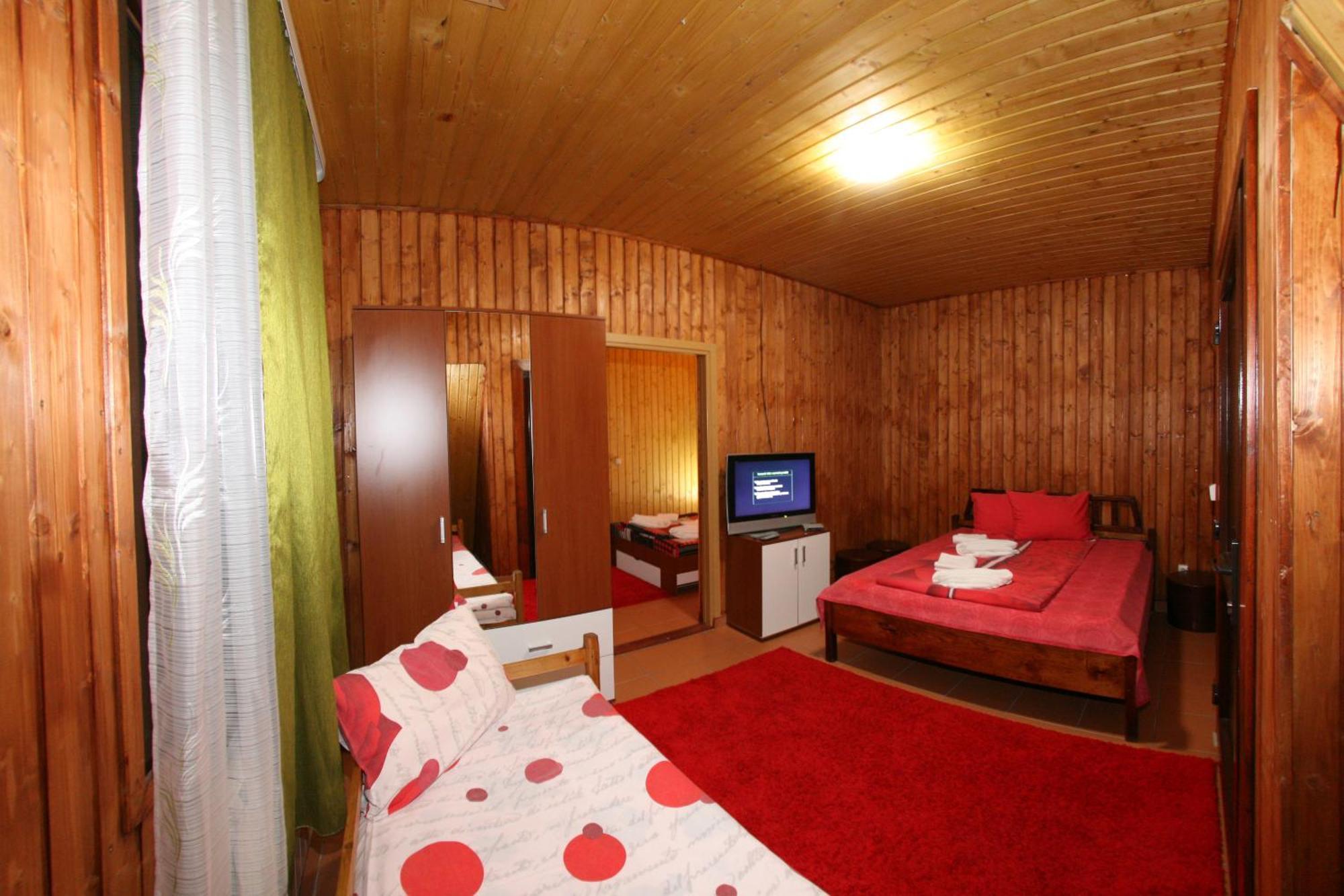 Pensiunea El Plazza Băile Herculane Zimmer foto